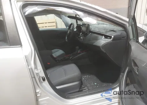 2022 Toyota Corolla Le z USA, uszkodzony, nr VIN 5YFEPMAE9NP283353